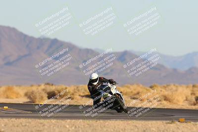 media/Jan-11-2025-CVMA (Sat) [[ddeb3f563a]]/Race 13-Amateur Supersport Open/